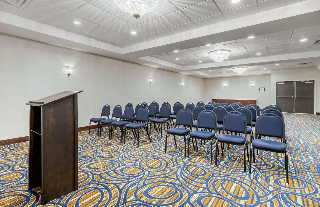 Days Inn And Suites By Wyndham Oxford-1