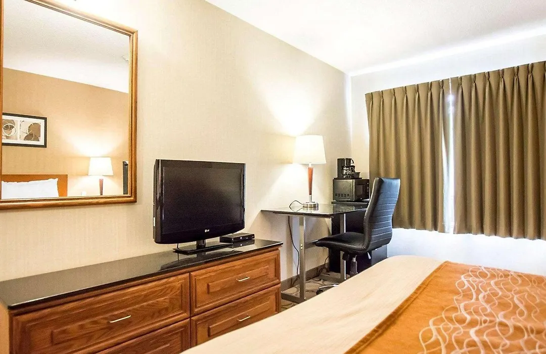 Comfort Inn Kirkland Lake-1