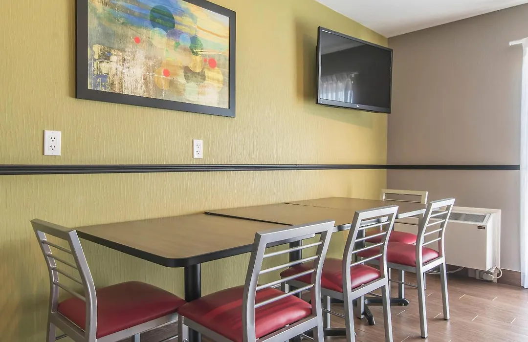 Comfort Inn Kapuskasing-1