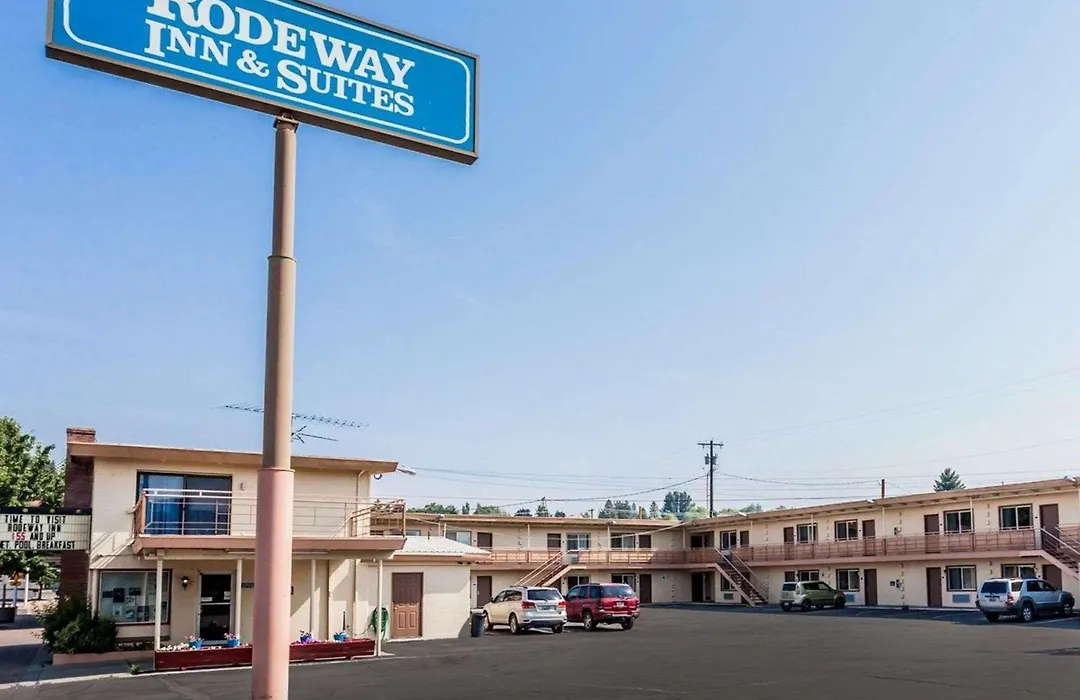 Rodeway Inn & Suites Omak - Okanogan-1