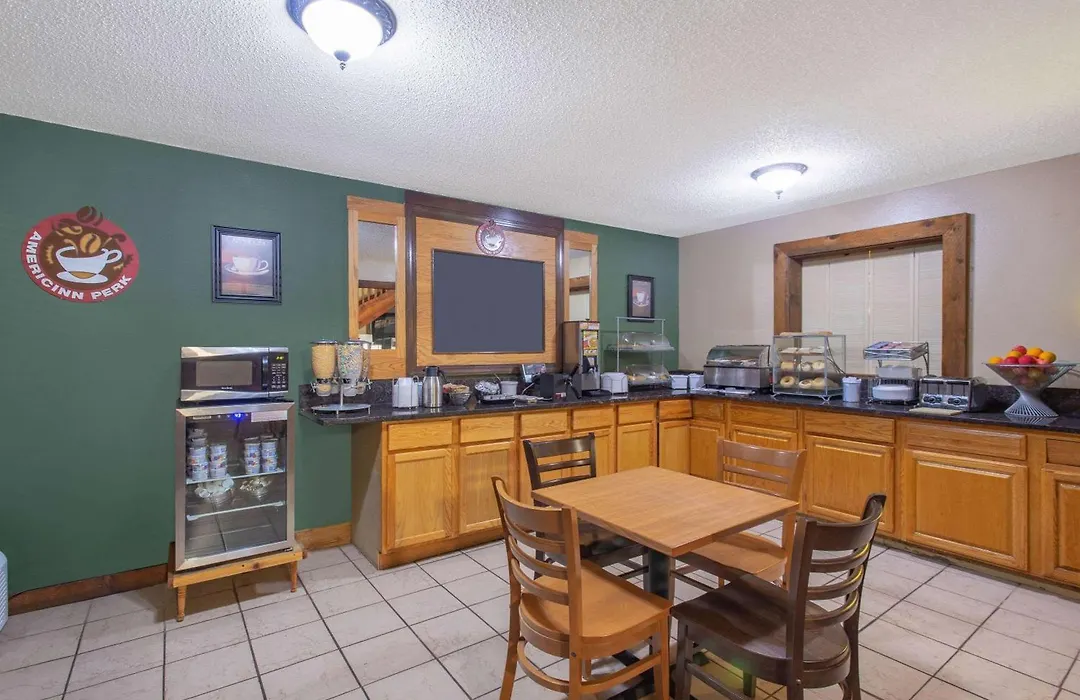 Coratel Inn & Suites By Jasper Black River Falls, Wi-1