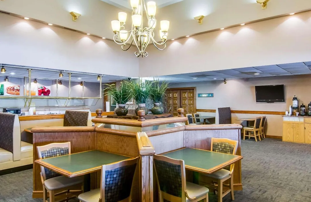 Quality Hotel And Conference Center Bluefield-1