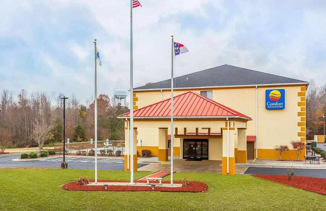 Comfort Inn & Suites Mocksville I-40-1
