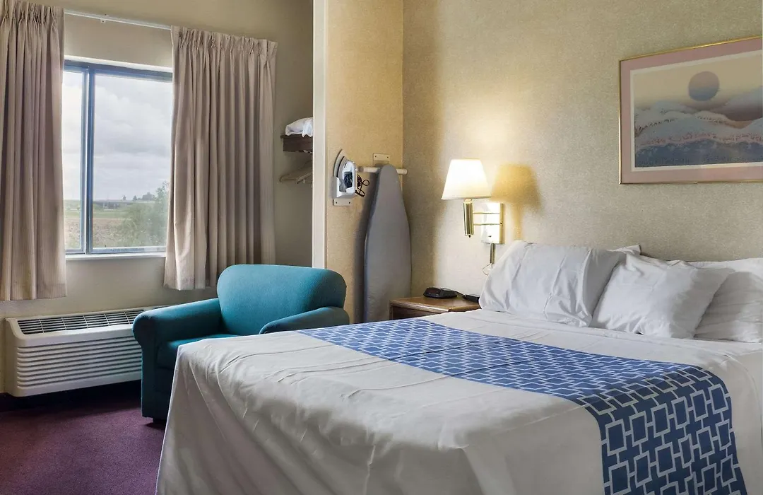 Rodeway Inn Wahpeton-1