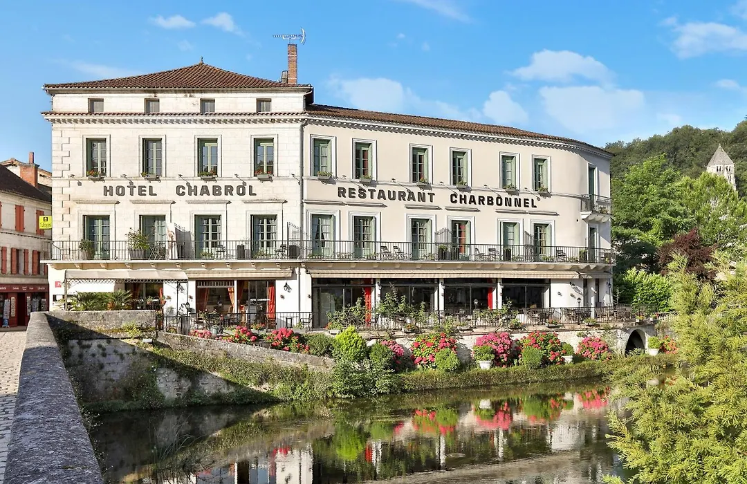 Hotel Restaurant Charbonnel-1