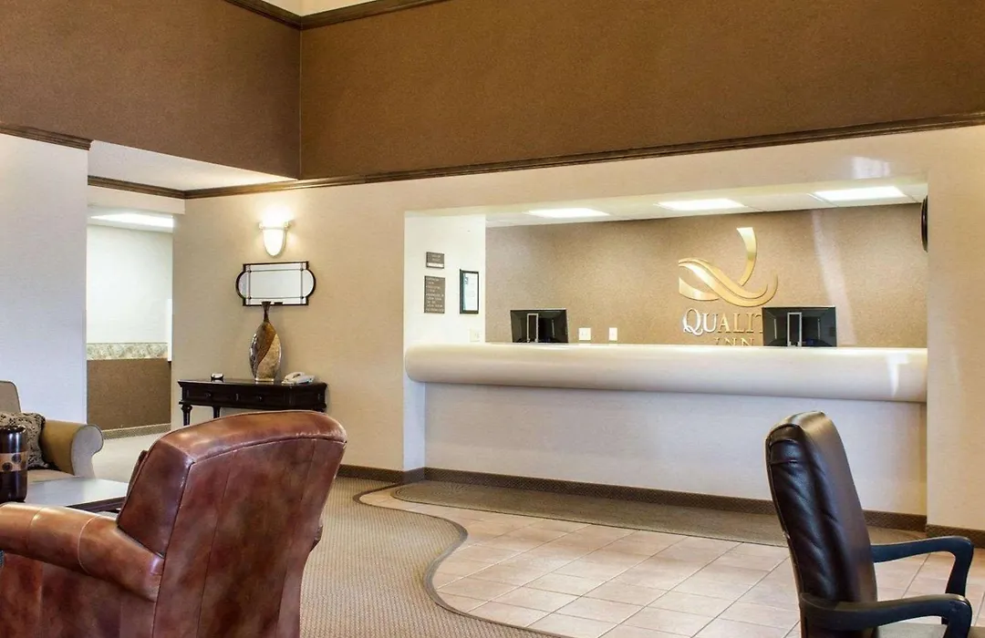 Quality Inn Brandon - Sioux Falls-1