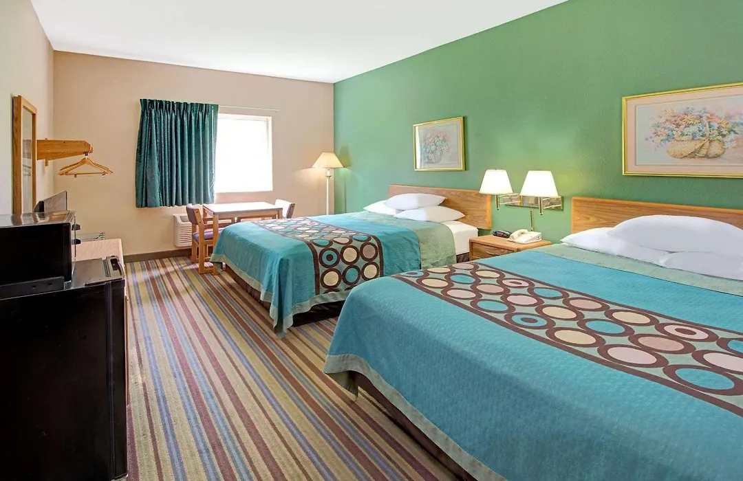 Super 8 By Wyndham Pontoon Beach Il/St. Louis Mo Area-1