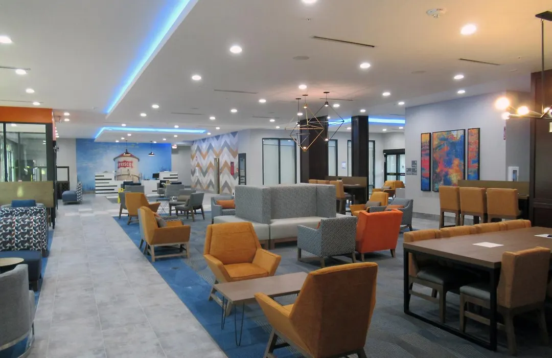 La Quinta Inn & Suites By Wyndham Dallas - Frisco Stadium-1