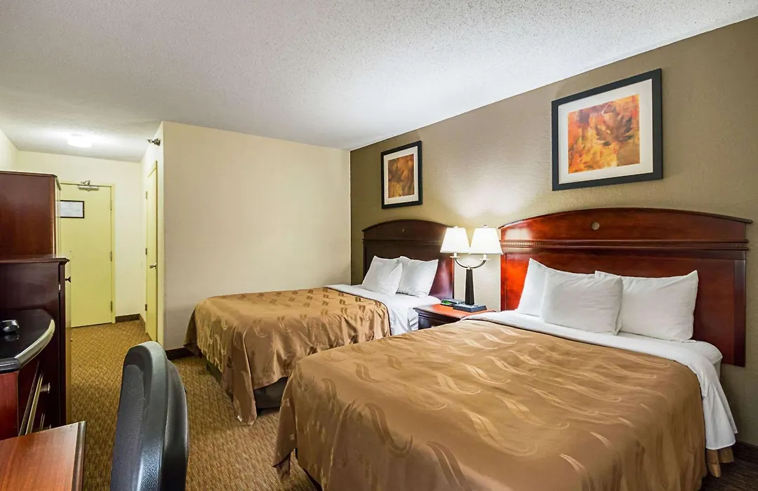 Quality Inn Fairmont-1