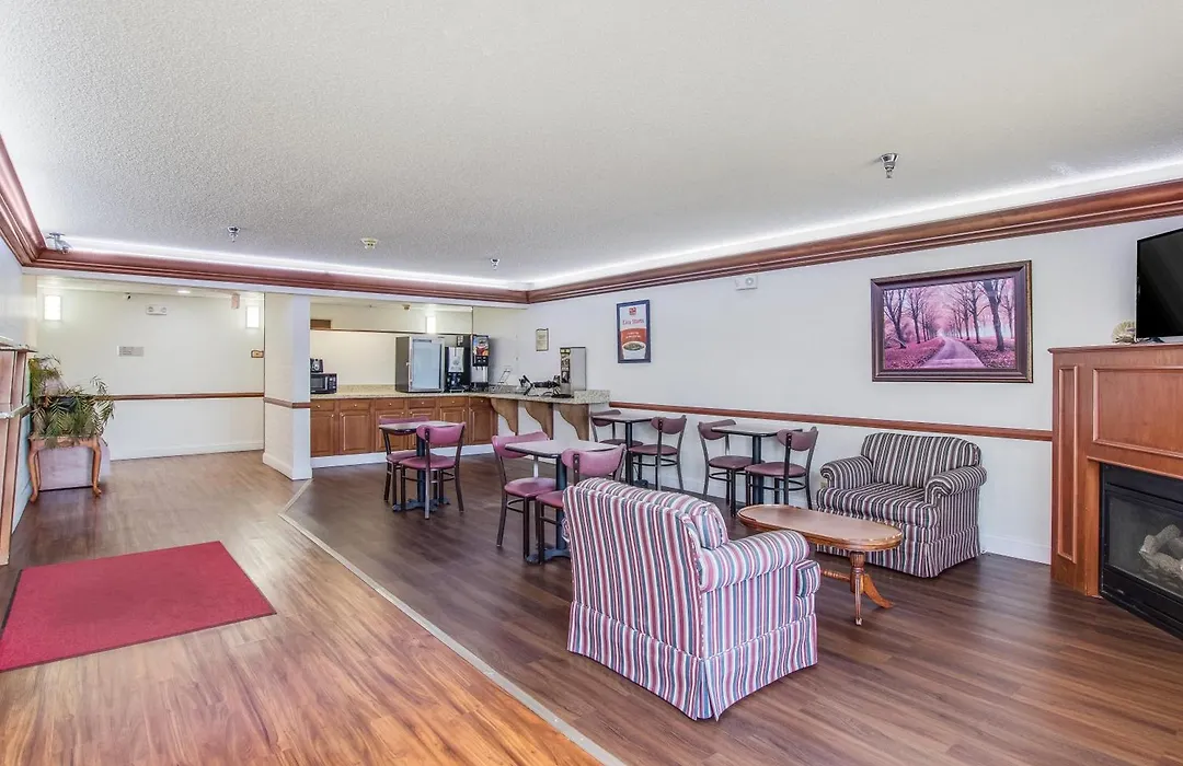 Econo Lodge Shelbyville-1