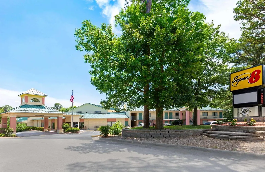 Super 8 By Wyndham Eureka Springs-1