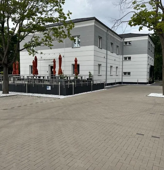 Garni Hotel Eastside-1