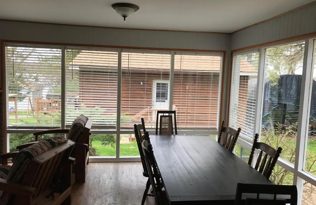 Merland Park Cottages And Motel-1