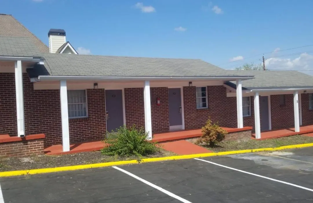 Toccoa Motel-1