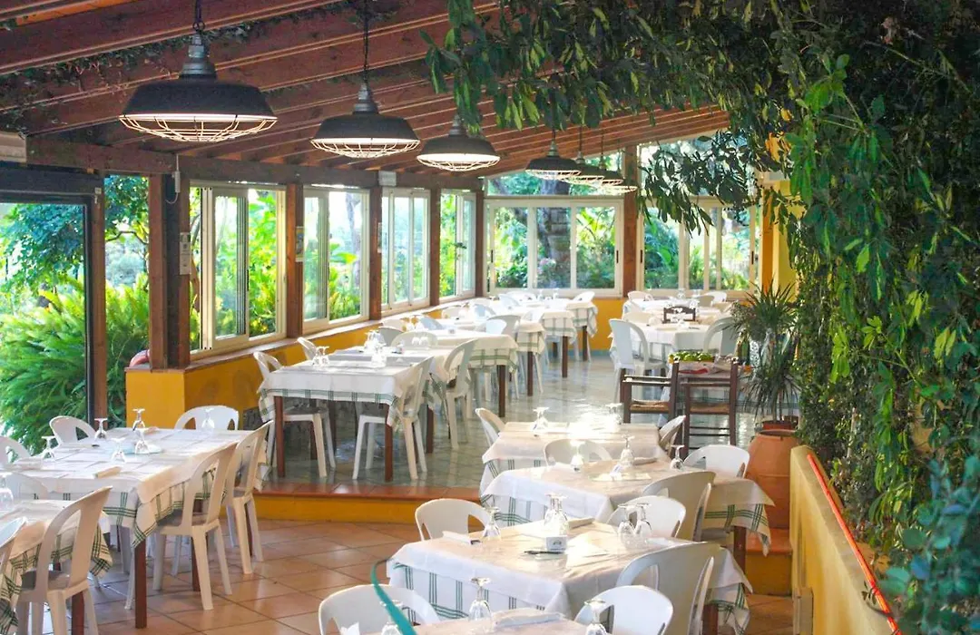 Villaggio La Perla-1