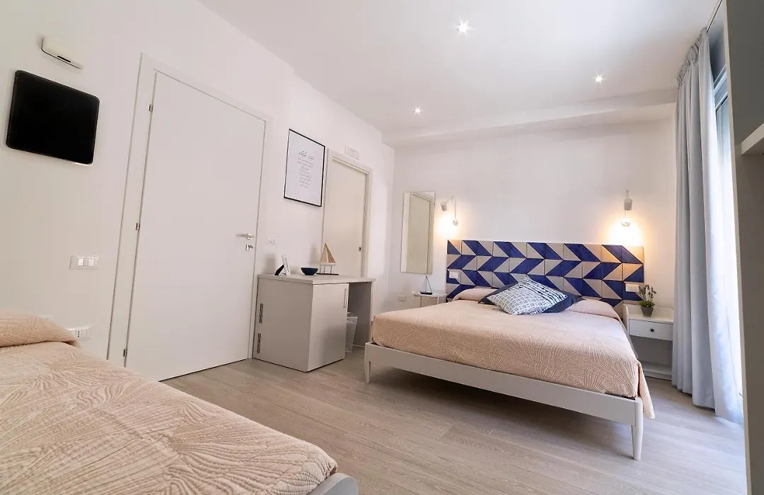 Lo Scoglio della Formica B&B-1