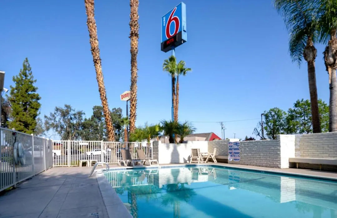 Motel 6-Bakersfield, Ca - South-1