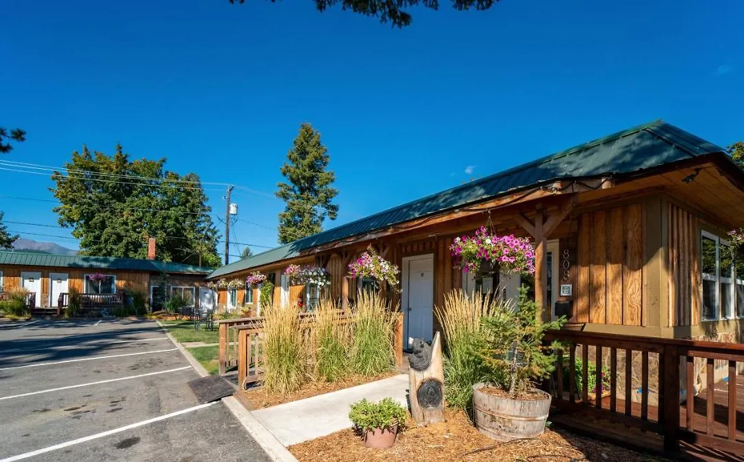 Evergreen Motel-1
