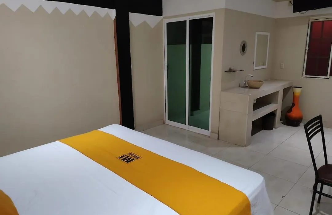 Mi Hotel Club-1