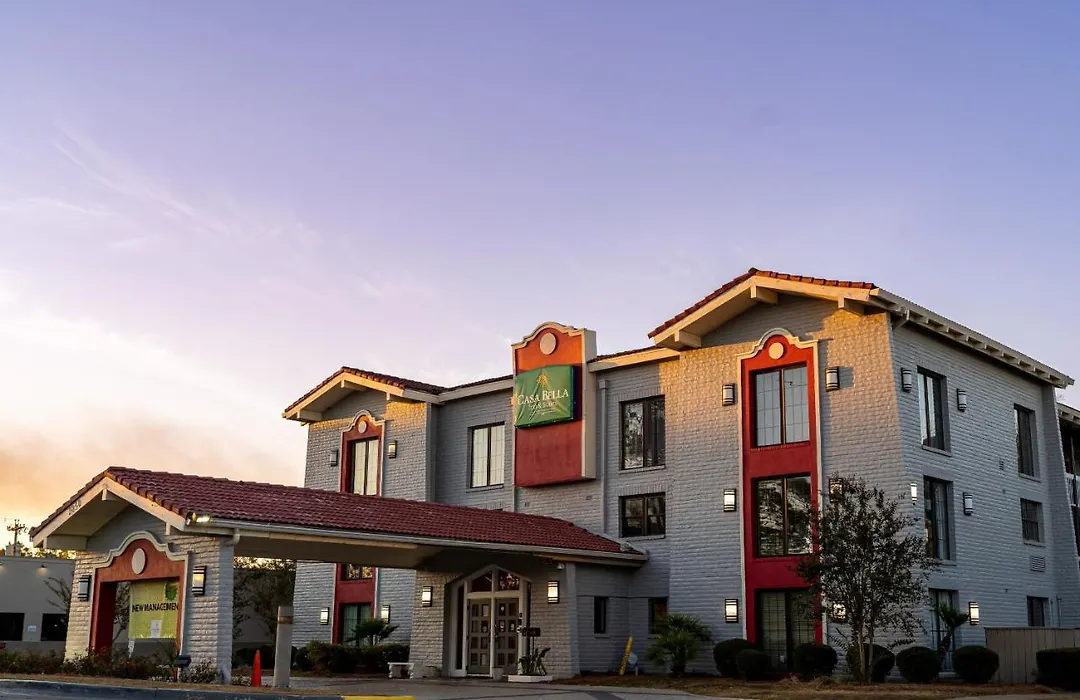 Casa Bella Inn & Suites Extended Stay-1