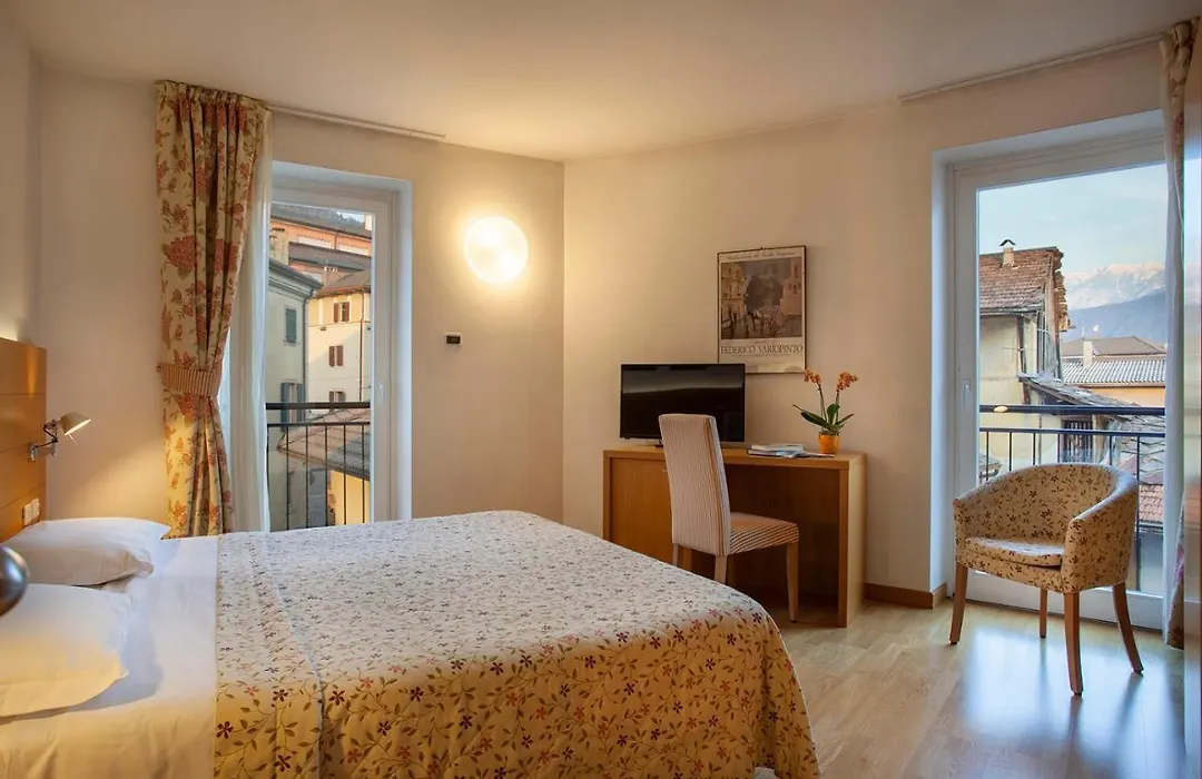 Hotel Romanda-1