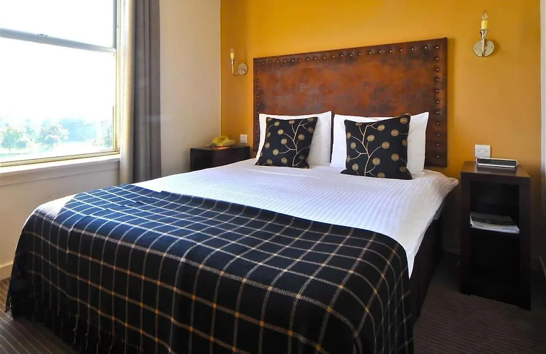 Eight Acres Hotel-1