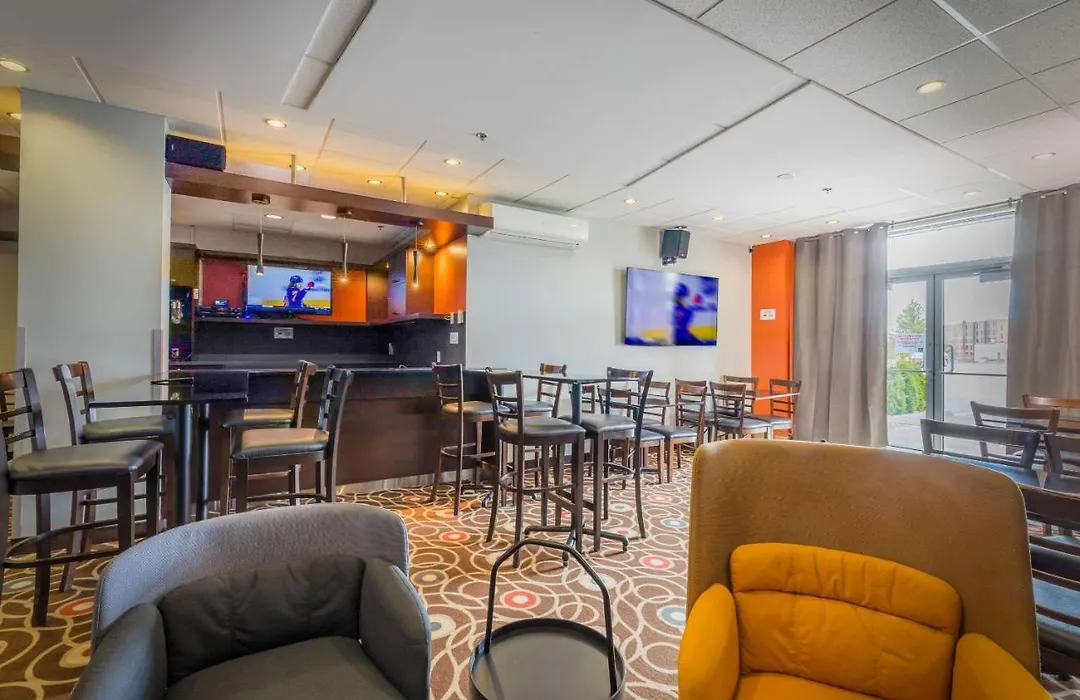 Quality Inn & Suites Victoriaville-1