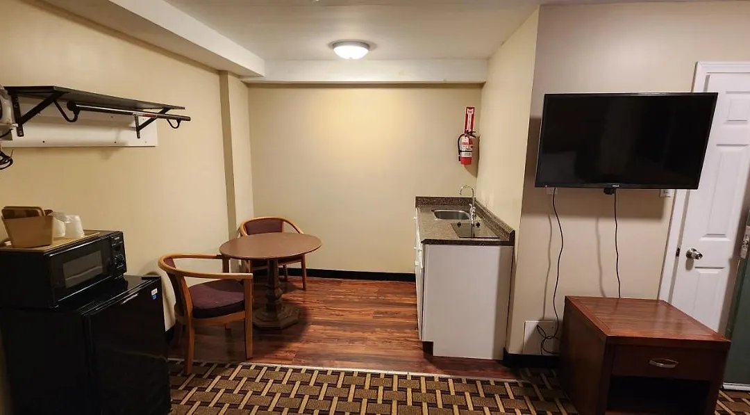 Nashoba Valley Inn & Suites-1