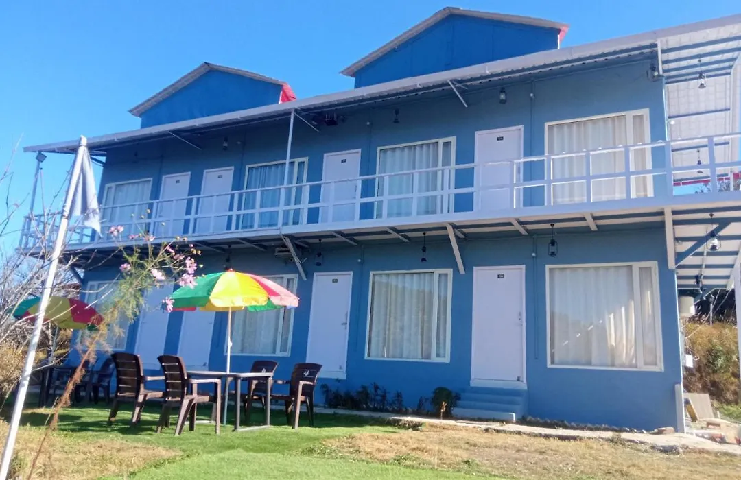 In Apple Estate Kanatal - Himalayan View Resort With Courteous Staff-1