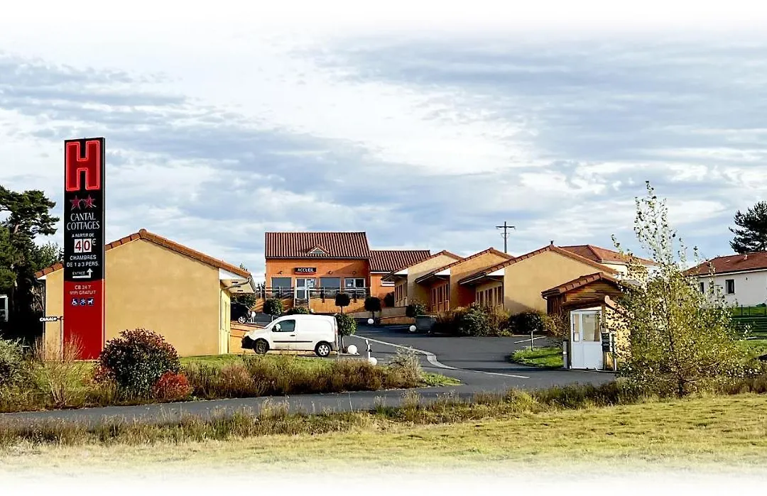 Hotel Cantal Cottages-1
