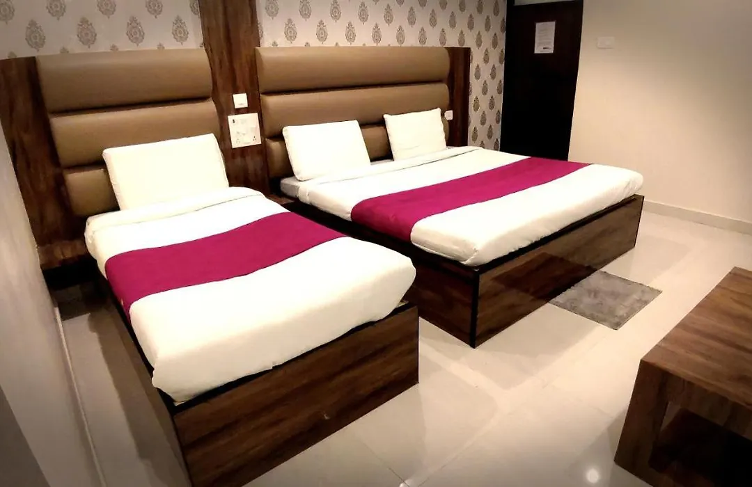 City Hotel-1