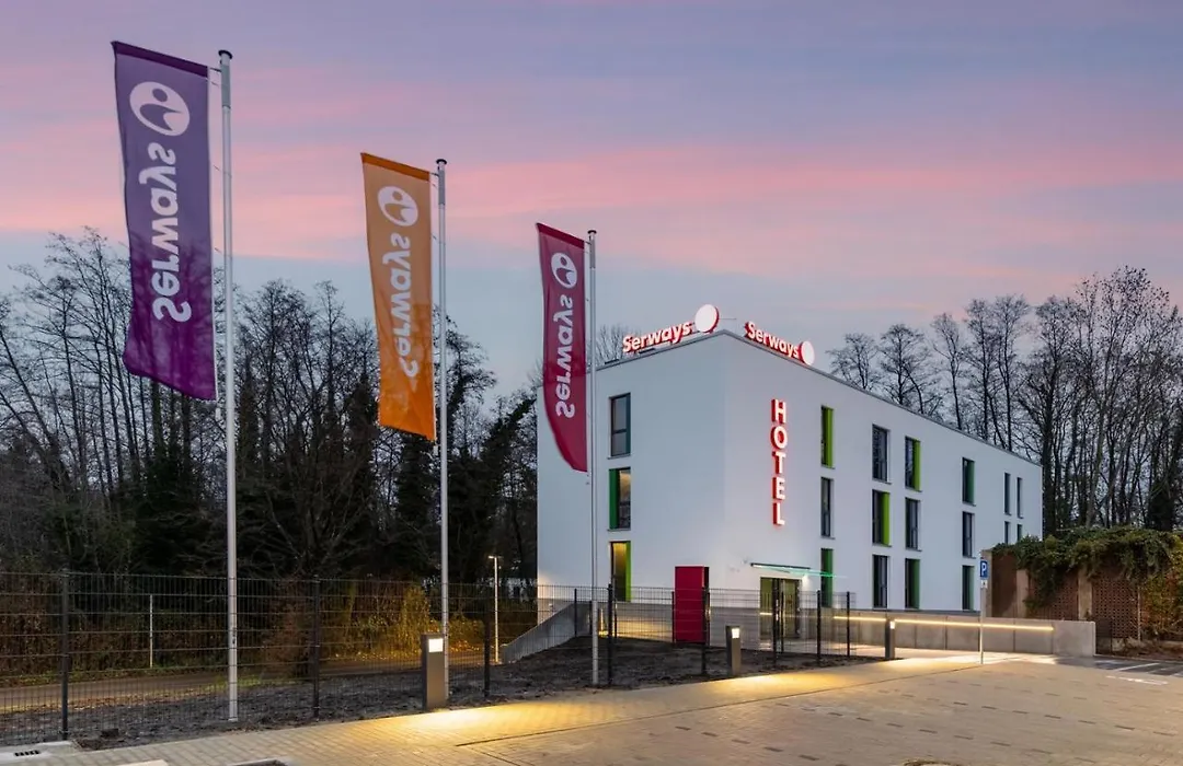 Serways Hotel Hösel-1