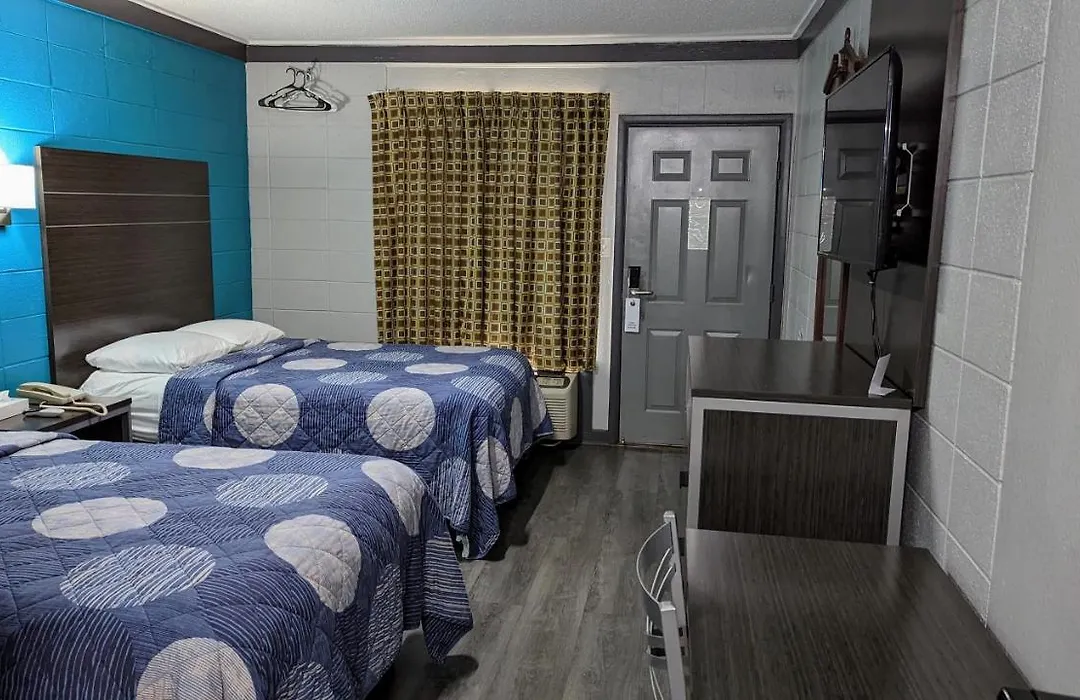 Sheridan Inn-1