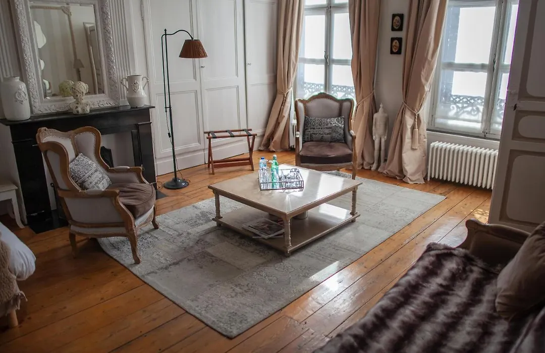 Bienvenue Chez Nous-1