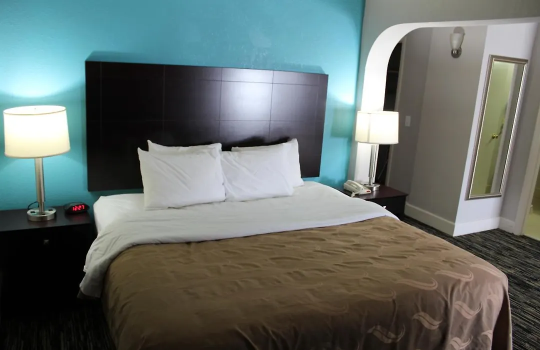 Quality Inn Crossville Near Cumberland Mountain State Park-1