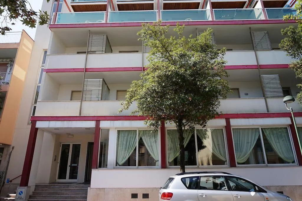 Hotel Flora-1