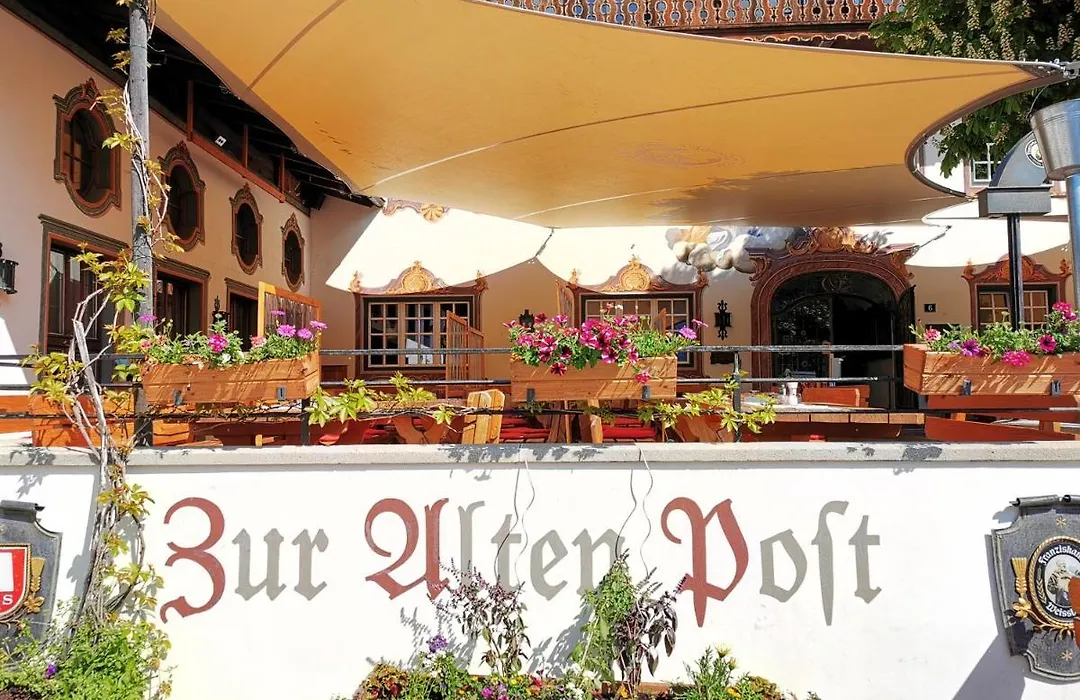 Gasthof&Hotel Zur Post-1