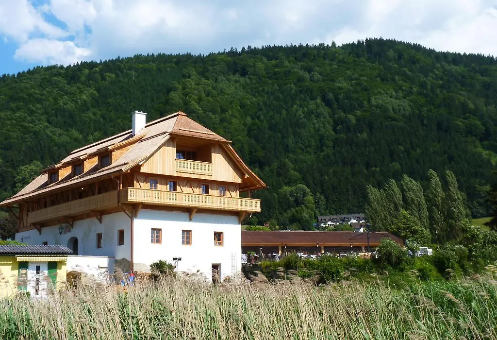 Stiftsschmiede Ossiach-1