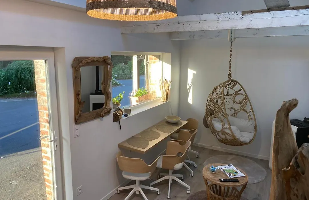Au Petit Manoir-1