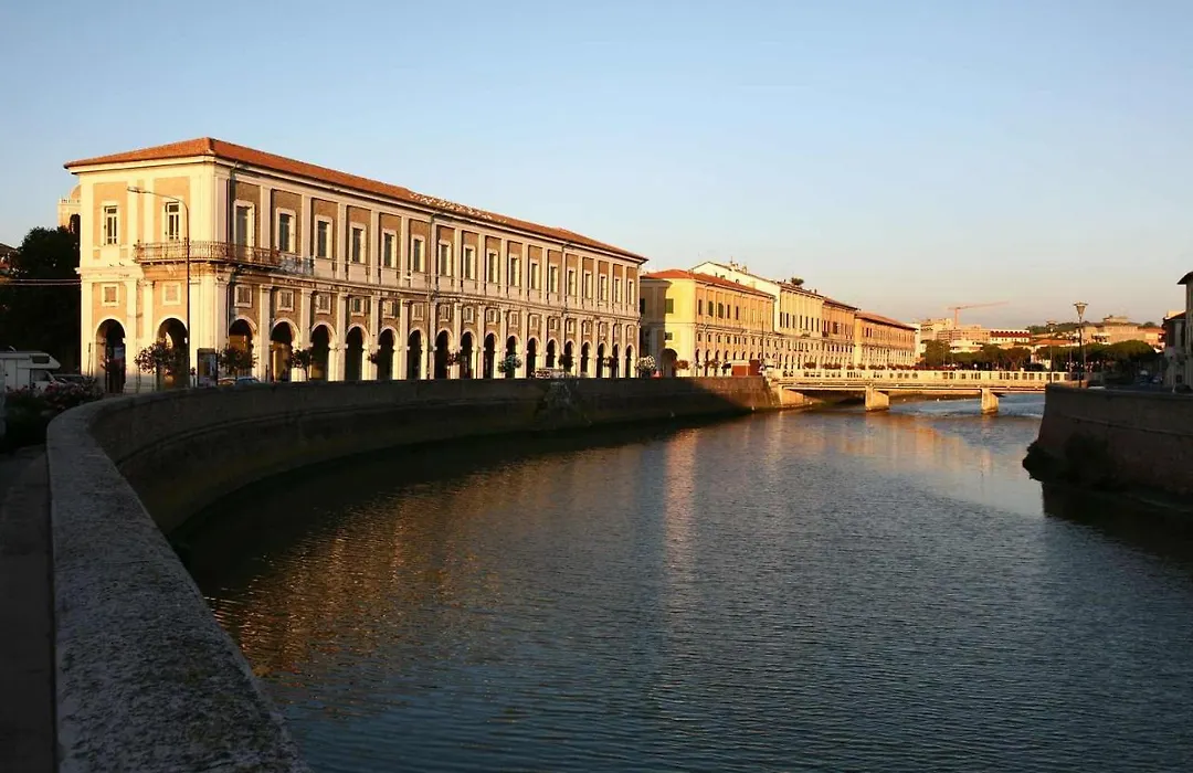 Hotel De La Ville-1