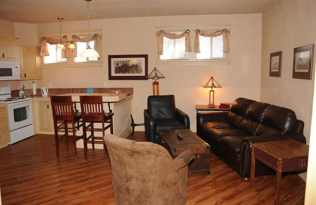 Third Mission Heritage Suites-1