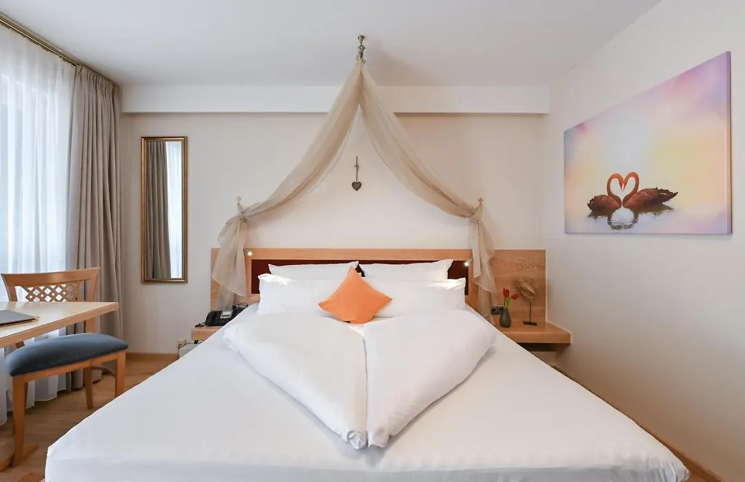 Hotel Alpenstuben-1