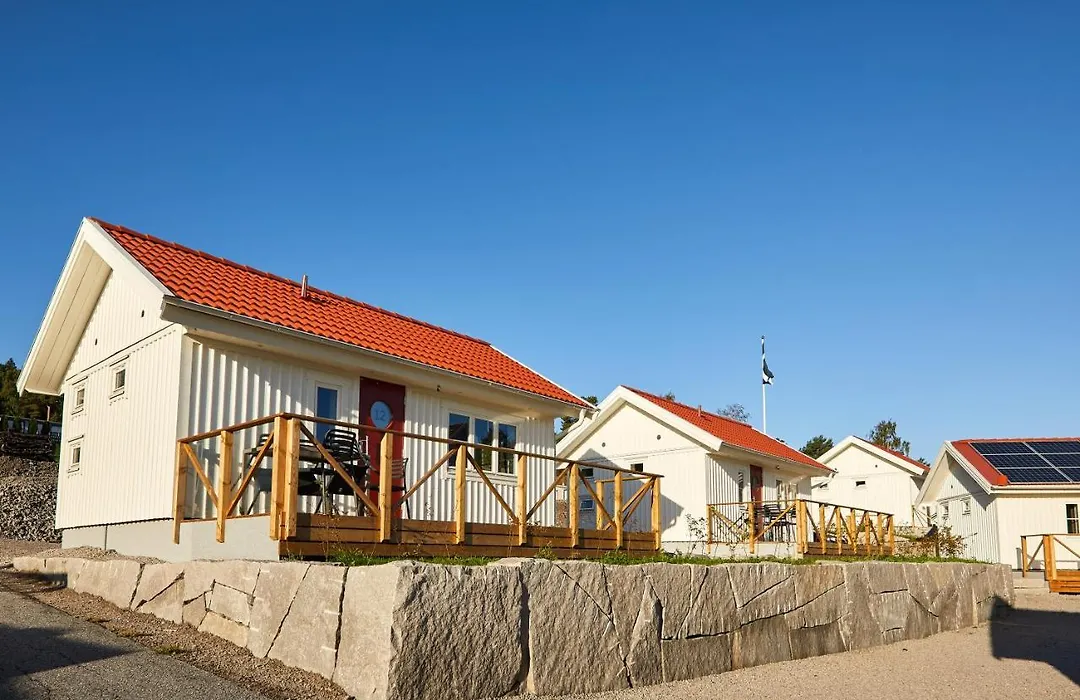 Lagunen Cottages And Hostel-1