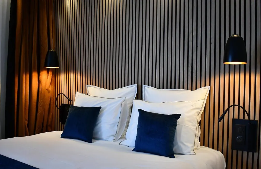 Le Cheval Blanc - Logis Hotel-1