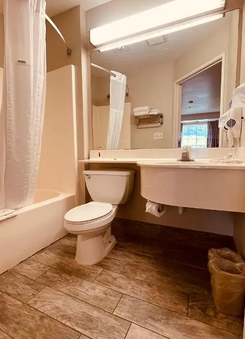 Royal Inn Midvale-1