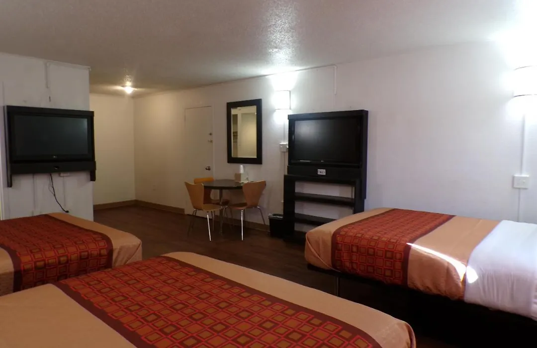 Regal 8 Inn & Suites-1