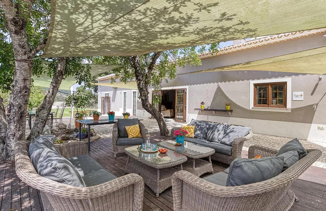 Large Lakeside Villa Near Silves - Figs On The Funcho-1