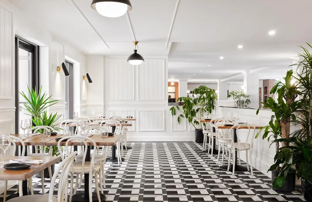 Metcalfe Hotel Ottawa By Gray Collection-1