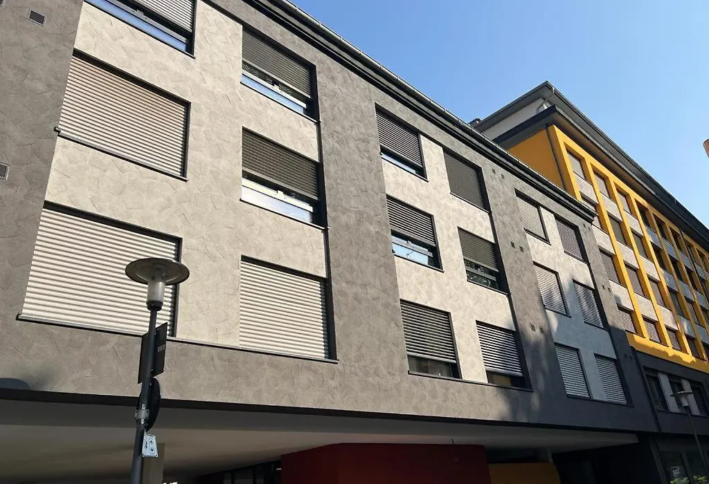YUGOGO PELLICO 8 Trento Centro-1