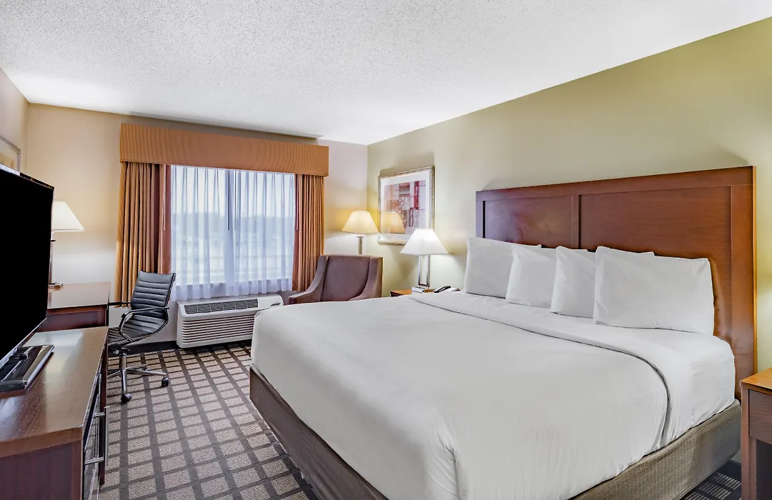 Baymont By Wyndham Gurnee-1